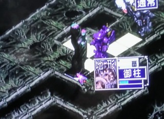 柱にトドメ.jpg